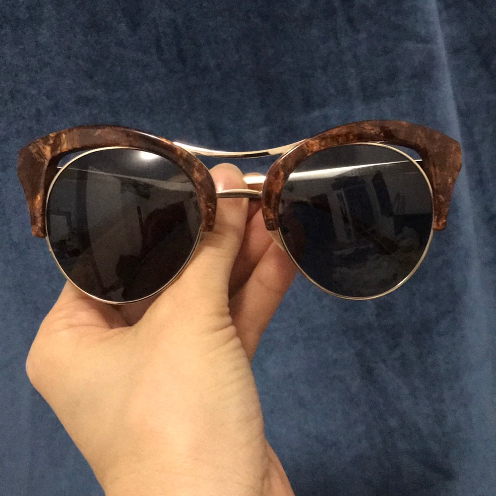 Brand new Chaireyes sunglasses